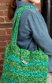 http://www.redheart.com/free-patterns/trendy-tote-bag