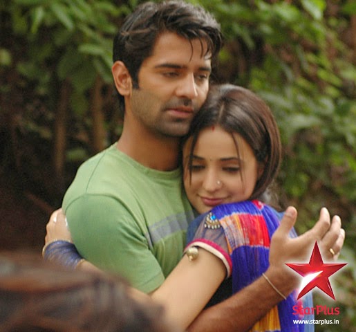 Sanaya Irani & Barun Sobti Wallpaper Download