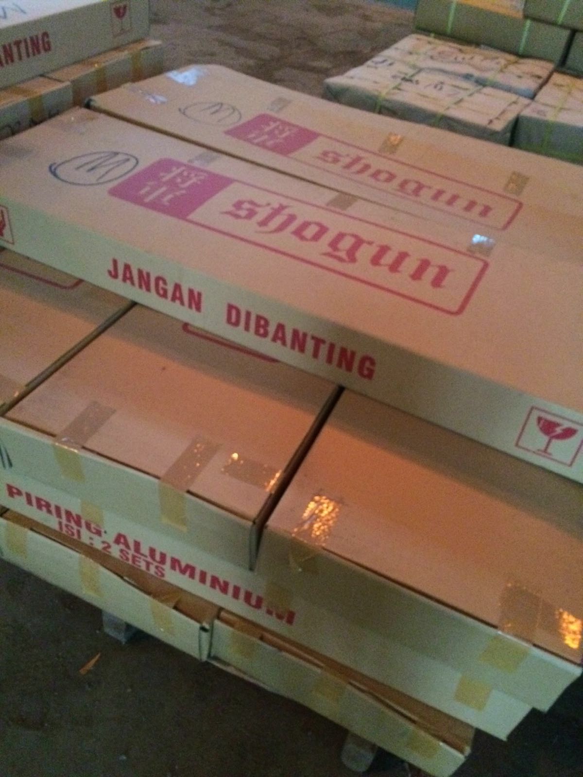 Selatan Jaya distributor barang plastik furnitur Surabaya 