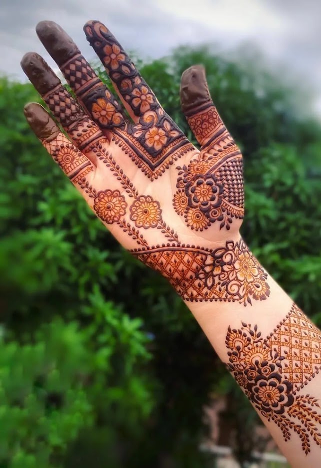 Modern Mehndi Design