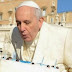 Una tarta y un mate para el Papa Francisco