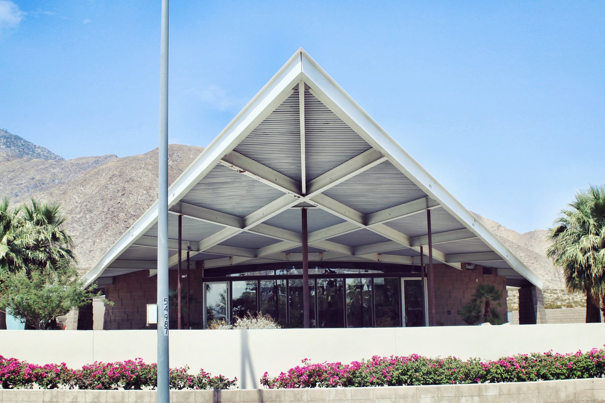 Albert Frey, Palm Springs Tramway Gas Station