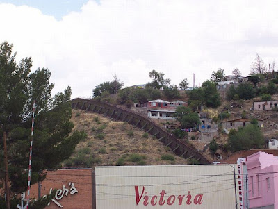 United States-Mexico Border Seen On www.coolpicturegallery.us