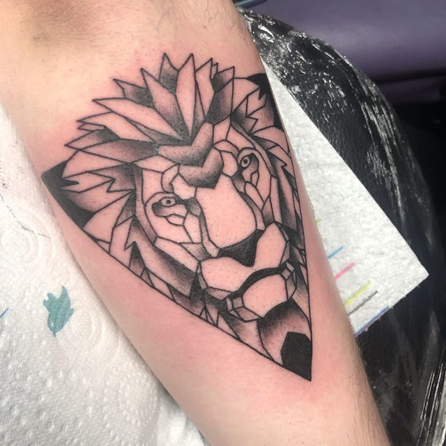 60 tatuagens geométricas masculinas que vão inspirar sua próxima tattoo