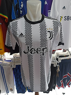 Jual Jersey Juventus Home 2022/2023 di toko jersey jogja sumacomp, harga murah barang berkualitas