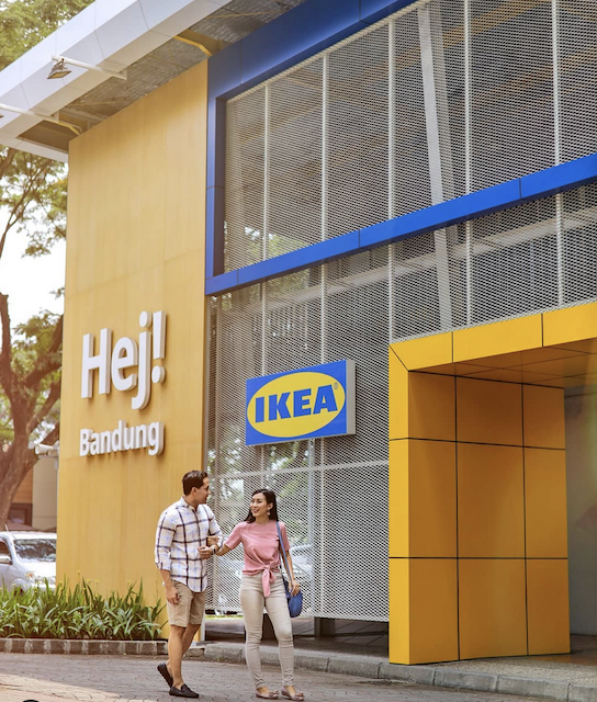 Rekomendasi Destinasi Wisata Ke Kota Baru Parahyangan : IKEA di Bandung ada di Kota Baru Parahyangan