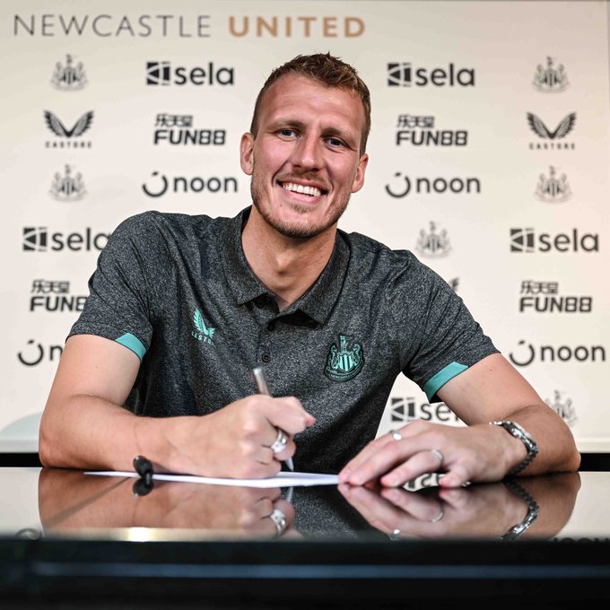 English defender, Dan Burn, signs to extend his stay at Newcastle United until 2025