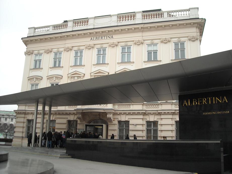 The main plan was going to the Albertina. It is highly recomended, 