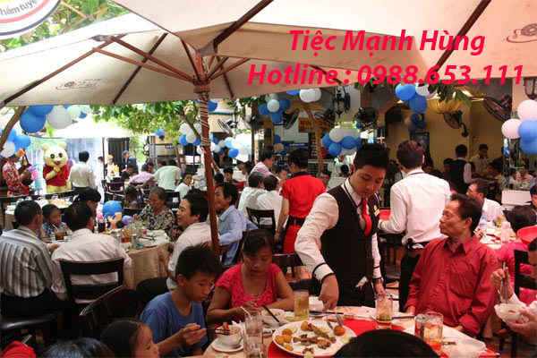 Đặt Tiệc Liên Hoan Họp Mặt - 0988.653.111