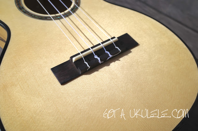 Mahimahi MT-70Z Tenor Ukulele bridge