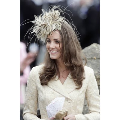 kate middleton wedding dress ideas. kate middleton grey dress.