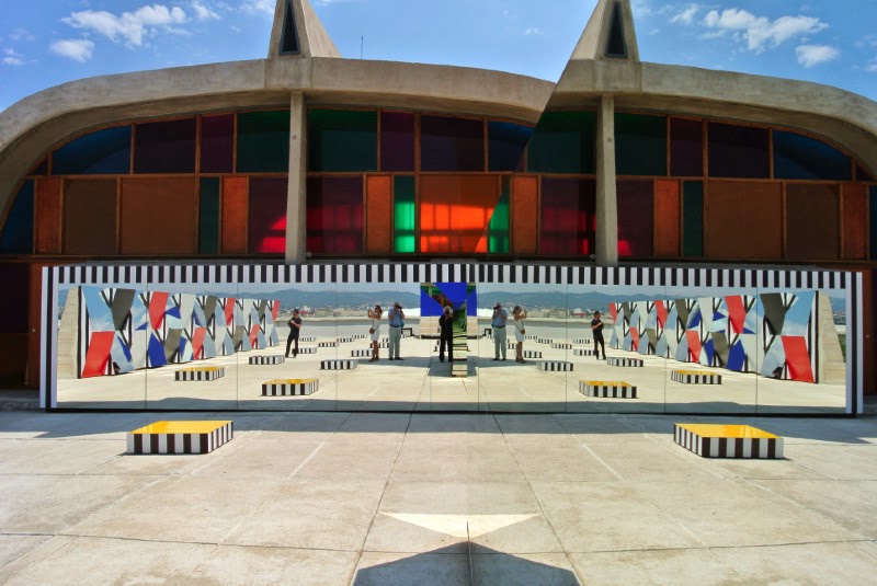 Daniel Buren then and now