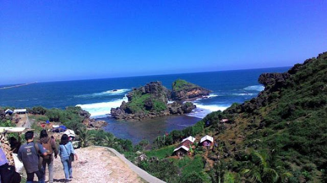 Snorkeling Seru Di Pantai Nglambor Gunungkidul