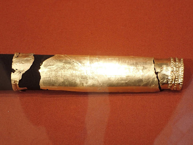 Szarvasi avar kori aranyszerelékes kard rekonstrukció