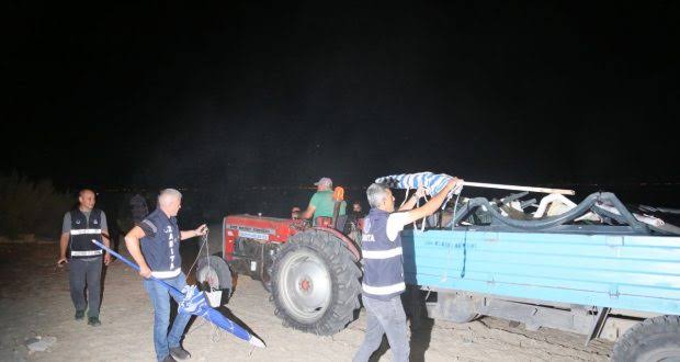 Edremit'te Şezlong Denetimi Güre Ve Akçay'da Devam Etti. 