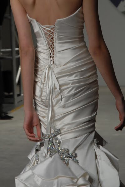 Wedding Dress of the Week Pnina Tornai 3180008