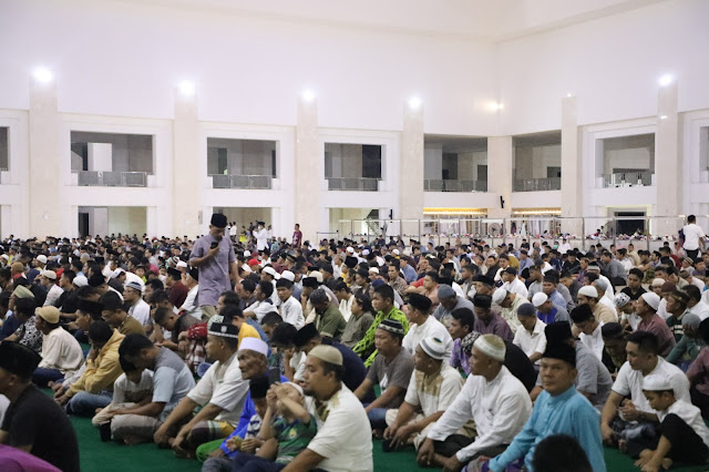 Tarawih Perdana, Kepala BP Batam : Masyarakat Harus Kompak dan Jaga Toleransi Selama Bulan Ramadan