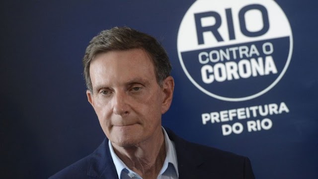 Crivella anuncia decreto que impõe turnos de trabalho no Rio para evitar lotação no transporte público