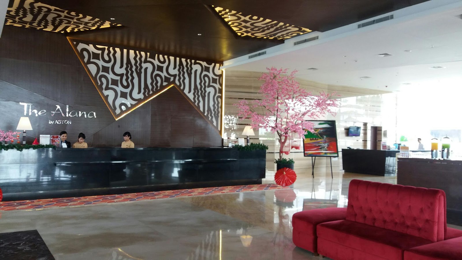 SUARA FAZRI Review The Alana Solo Hotel Bagaikan Istana 