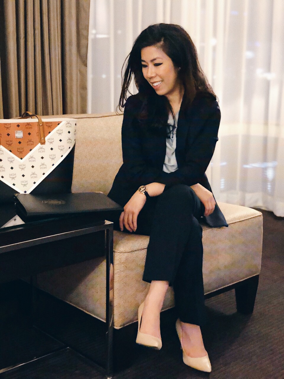 What to Wear to ASHP Midyear _ Adrienne Nguyen PharmD