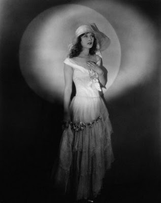 Dolores Costello was the daughter of actors Maurice Costello and Mae 