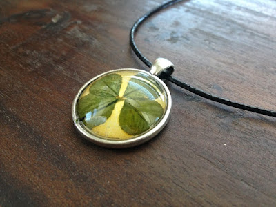 handmade genuine four-leaf clover necklace