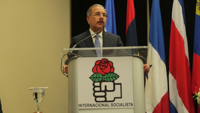 Danilo Medina pide a legisladores aprobar proyectos de Ley de Partidos y Electoral