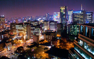 romantic place in the middle of modern city of seoul