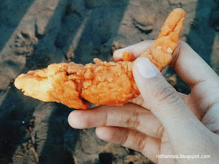 Makan Udang Tepung di Pantai Glagah Indah, Jogja