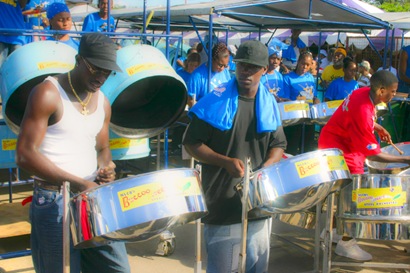 Steel Drum Competition in Trinidad - 5_tonemapped