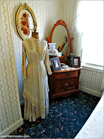 Vestido de Elizabeth Montgomery en la Casa de Lizzie Borden, Fall River