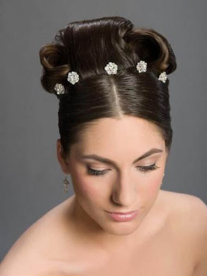 Curly Wedding Hair With Tiara. This wavy wedding hairstyle