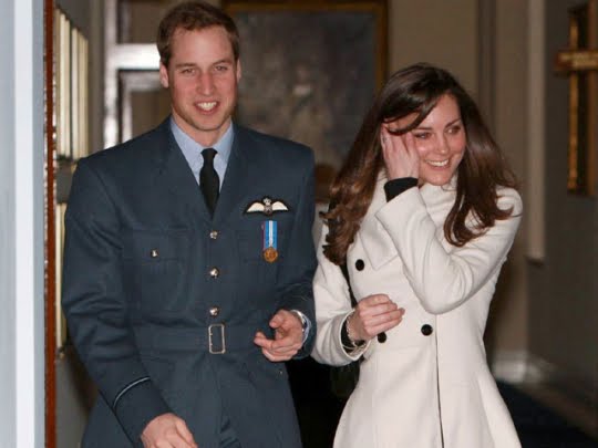 kate middleton and prince william wedding invitations. prince william royal air force