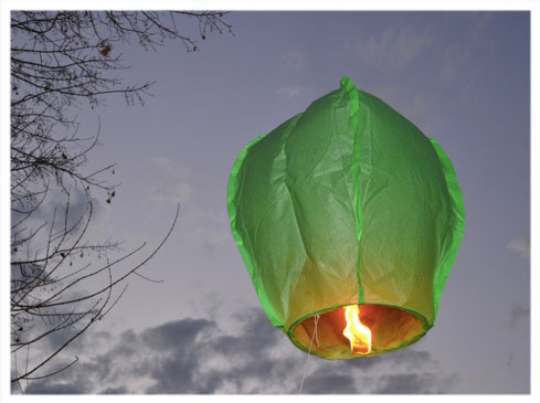 Fred took this lovely photo of the flying lantern on its tether