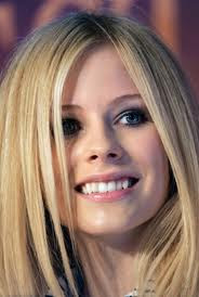 Avril Lavigne Smile Letra Traducida