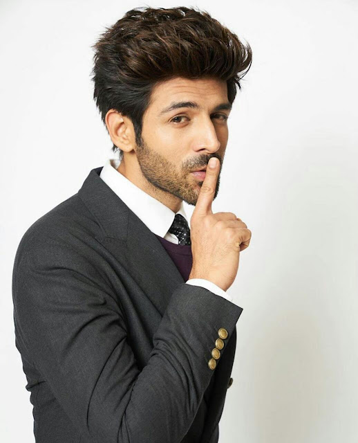 Kartik Aaryan HD Wallpaper