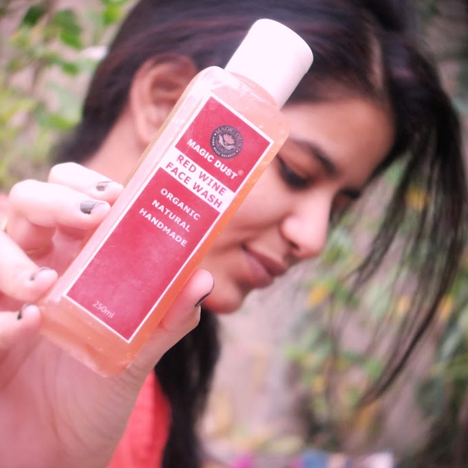 MAGIC DUST RED WINE FACE WASH REVIEW || 100% ORGANIC & NATURAL || PEACHYPINKPRETTY