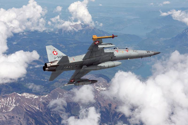 U.S. plans to buy 22 aging F-5 fighter jets from Switzerland