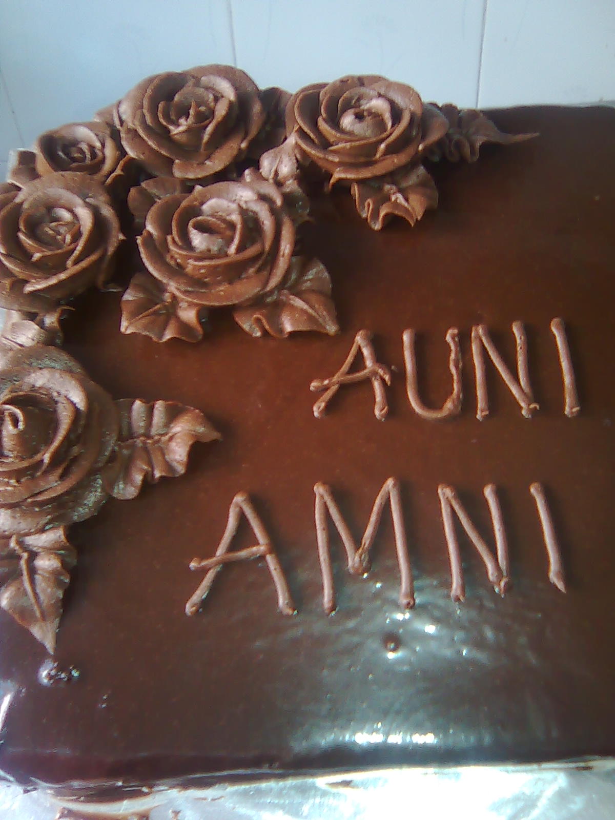 Mustsweet,: coklat moist kek untuk Amni n Auni