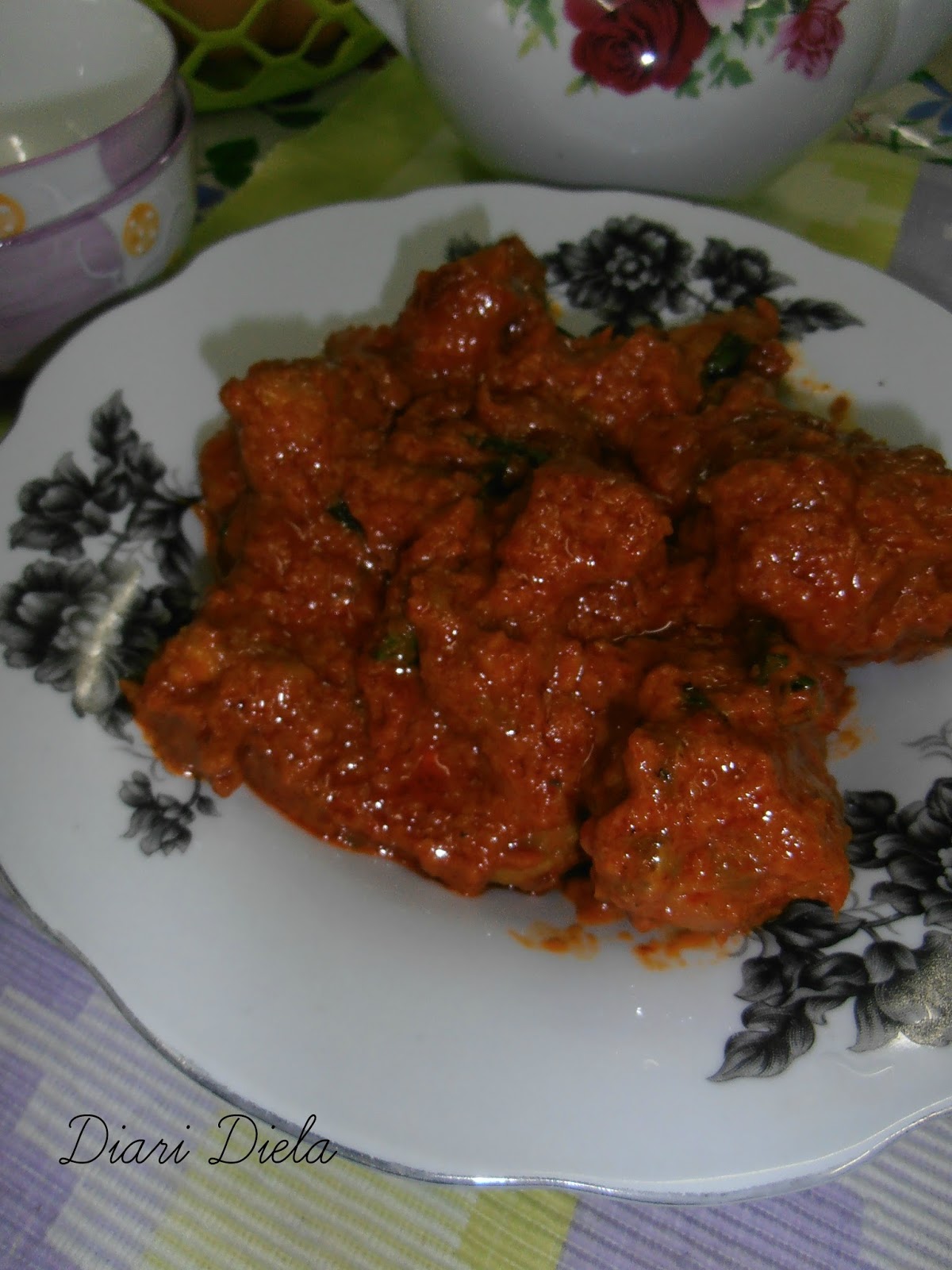 DIARI DIELA: Ayam Masak Merah Azie Kitchen