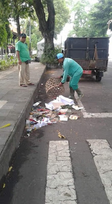 Mulai Tahun 2019, DLHK Denpasar Hentikan Pelayanan Angkutan Sampah Pinggir Jalan