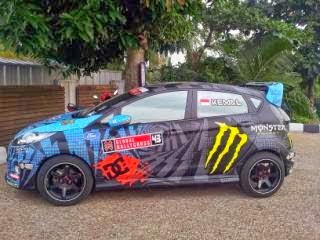 Gambar modifikasi body mobil daihatsu ayla dan stiker 