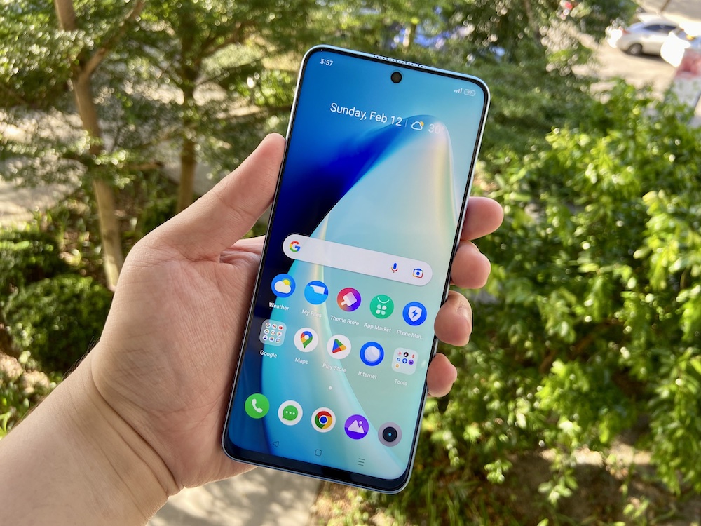 realme 10 Pro 5G Front