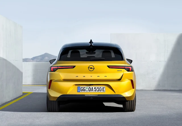 Opel Astra MkVI / AutosMk