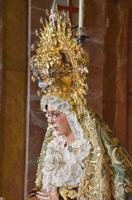 María Santísima de la Esperanza Macarena - Sevilla