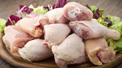 Harga Daging Ayam Melambung, Pedagang di Mempawah Ungkap Penyebabnya  