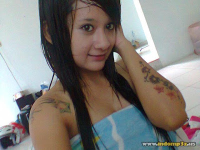 blogcopasdoank.blogspot.com - Foto ABG Mulus Narsis Pamer Body Mulus