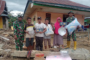    TNI AD Serahkan Bantuan Logistik Untuk korban Bencana di Luwu