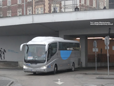 Irizar PB z PKM Olkusz wyjeżdża z krakowskiego dworca MDA