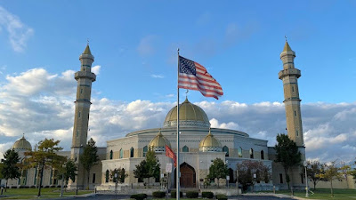 Kota AS Ini Izinkan Masjidnya Kumandangkan Adzan Setiap Hari Sepanjang Tahun